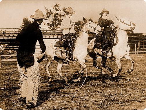 cowgirls_cowboy - Move Girl Go